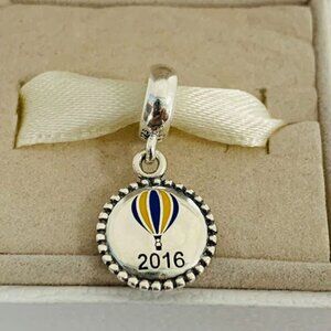 🧜🏾‍♀️🎀Pandora 2016 World Hot Air Balloon Exclusive Dangle Charm S925